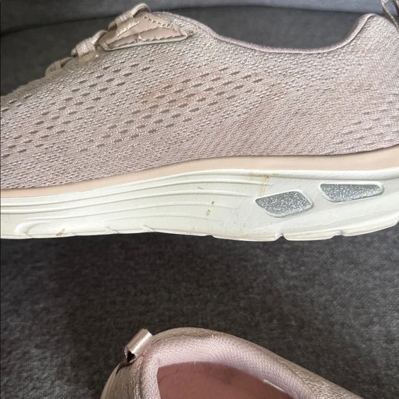 Skechers Women's Light Pink Sneakers - Picture 2 of 7